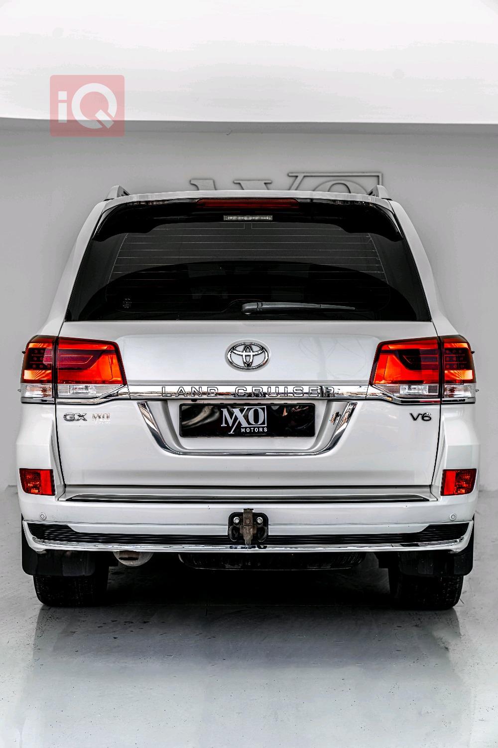 تويوتا لاندكروزر